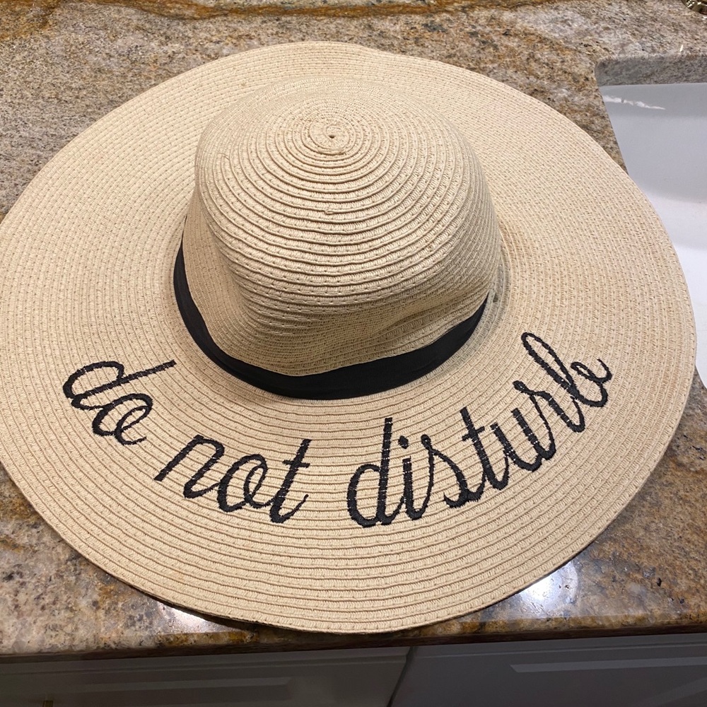 Do Not Disturb floppy hat